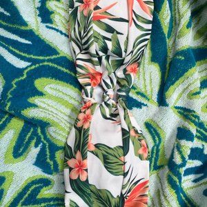 Zaful Knotted Bikini top